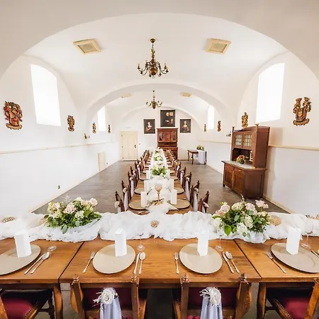 Chateau Hotel Rychvald