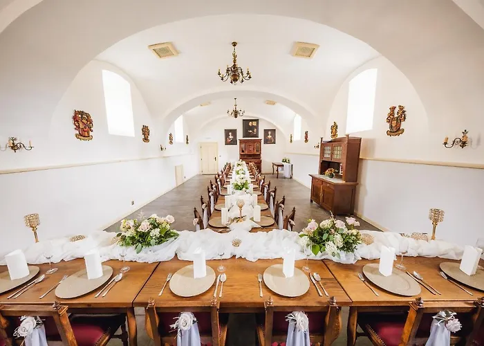 Chateau Szálloda Rychvald